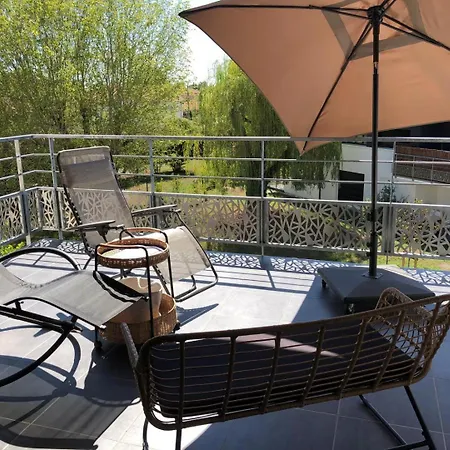 Henea Apartment *